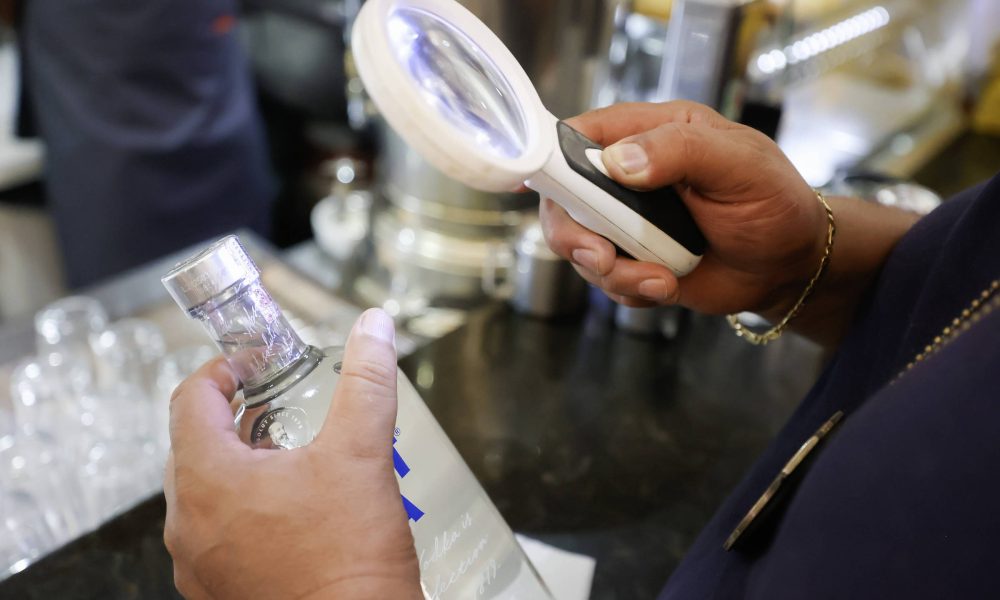 SP investiga morte de adolescente por suspeita de metanol – 05/01/2026 – Equilíbrio e Saúde