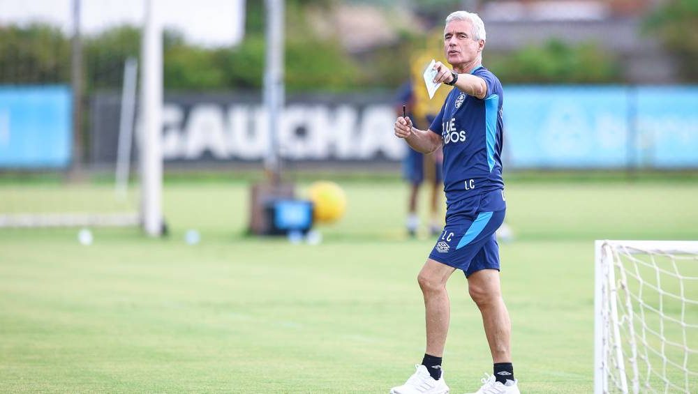 Avenida x Grêmio no Gauchão: onde assistir, horário e escalações